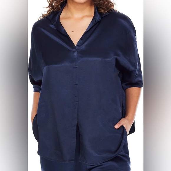 Pj Harlow Other - Pj Harlow Navy Women's Satin Pajama Top